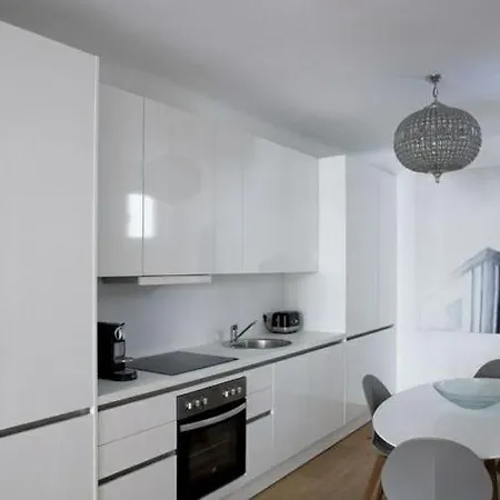 With Two Bedrooms * كوبنهاجن